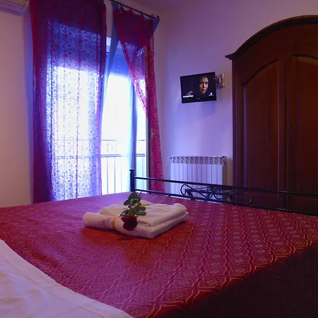 Le Cinque Novelle בית הארחה