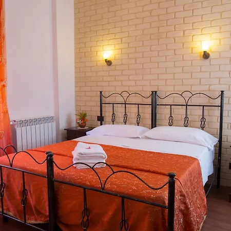 Le Cinque Novelle Πανσιόν 4*